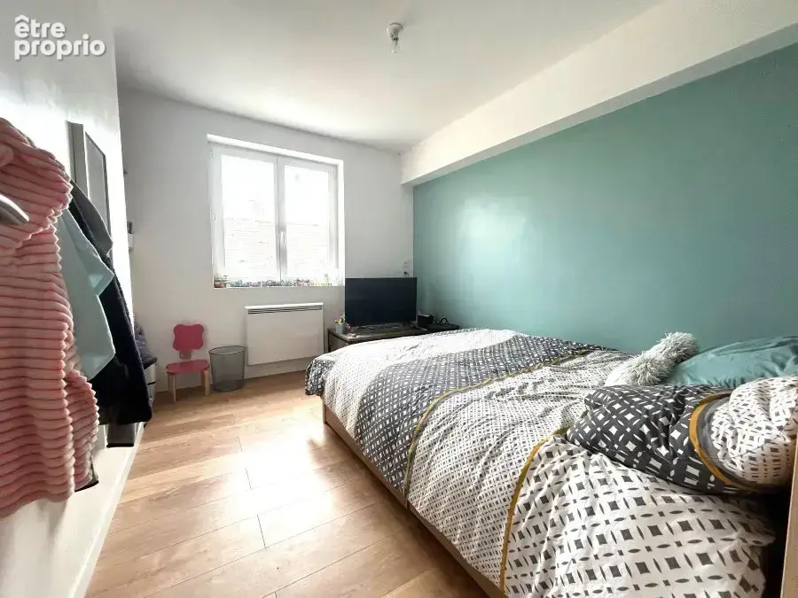 Maison de campagne semi individuelle développant 120m2 et bâtie sur 240m2 de parcelle ! - photo 11
