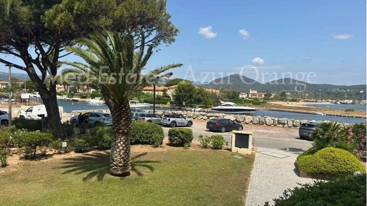 Appartement à GRIMAUD