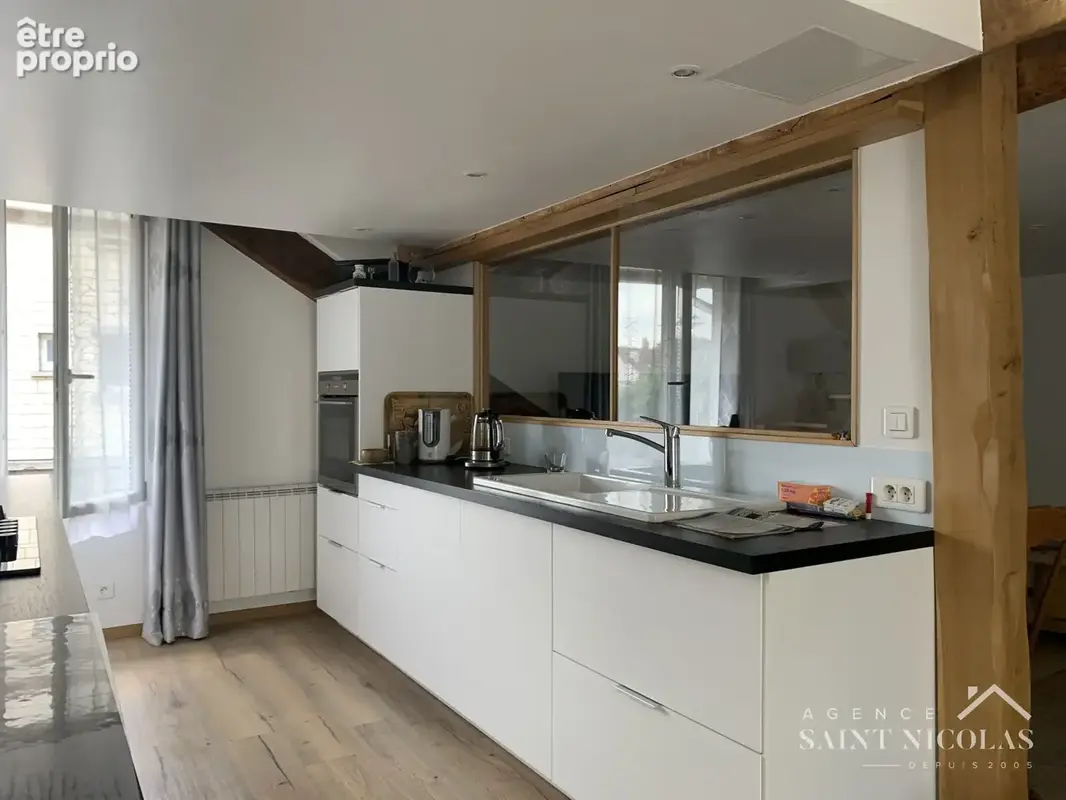 MEULAN CENTRE, maison de ville avec cour et garage, appartement type LOFT de 174 m2 et studio 40m2 - photo 4