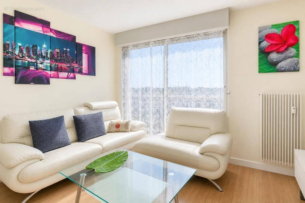 Appartement à JOUE-LES-TOURS