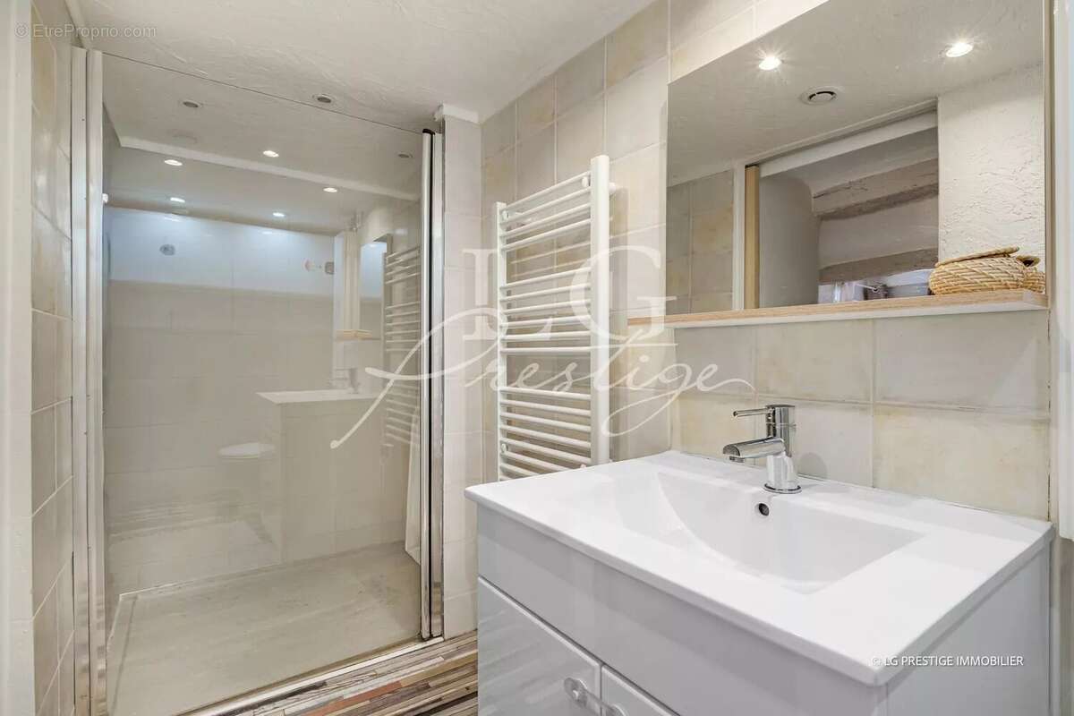 Appartement à SEILLANS