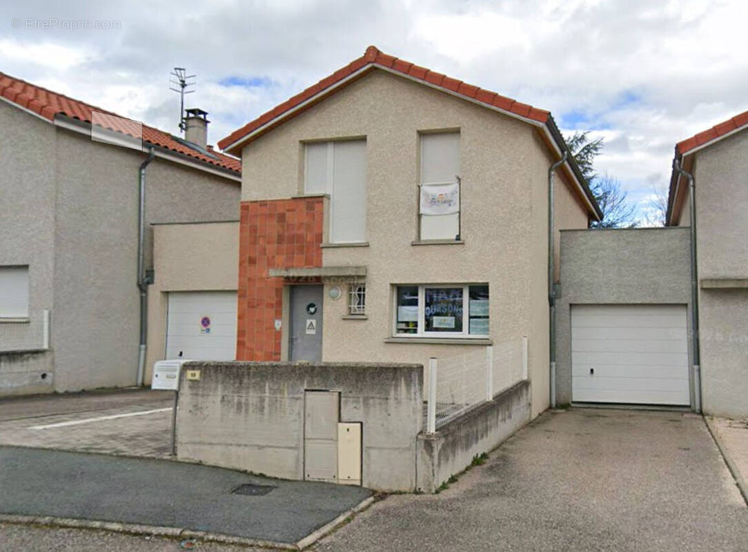 Photo 1 - Maison à ROCHE-LA-MOLIERE