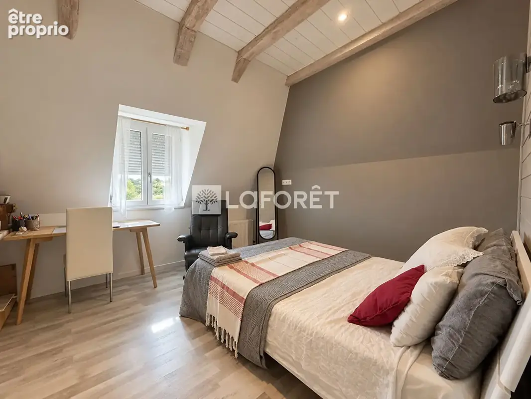 Maison de caractère avec dépendances - photo 12