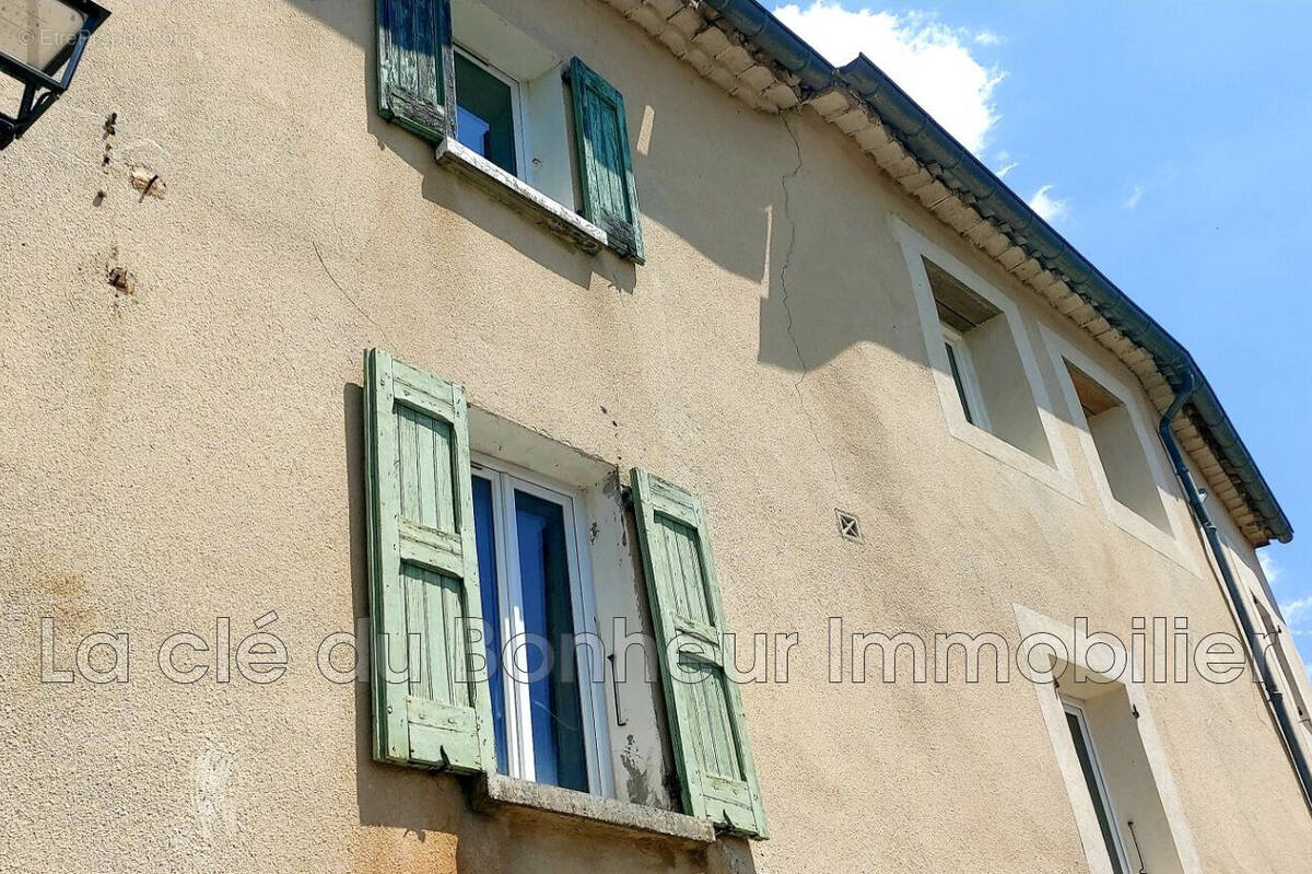 Maison à SAINT-JURS