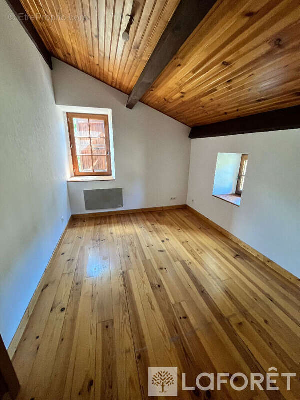 Maison 69 m² à Blesle  - photo 7
