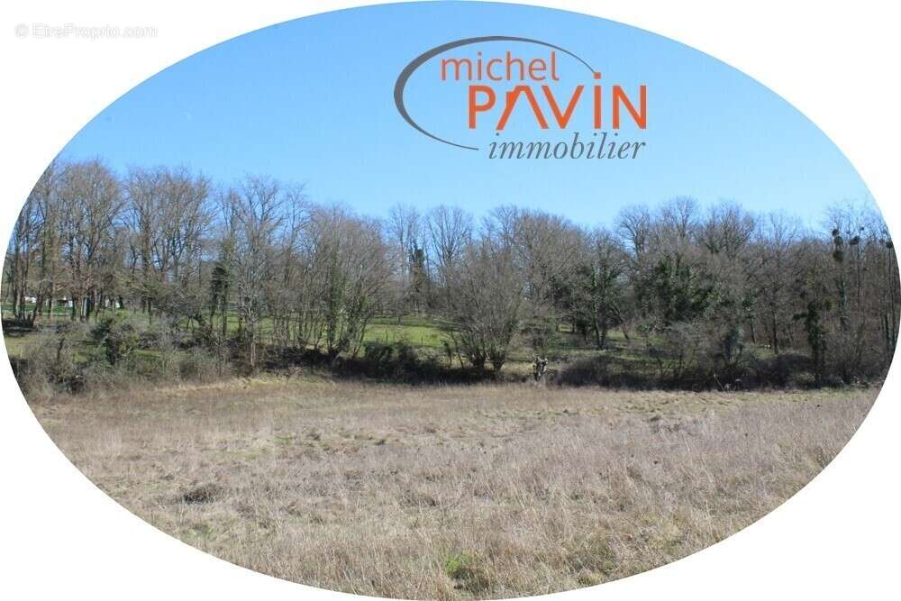 Terrain à JOUET-SUR-L&#039;AUBOIS