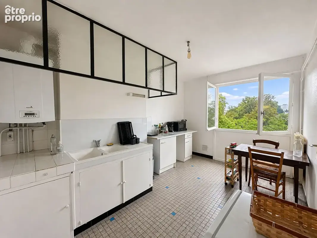 Quartier st joseph, balcon, vue dégagée, 2 chambres - photo 3