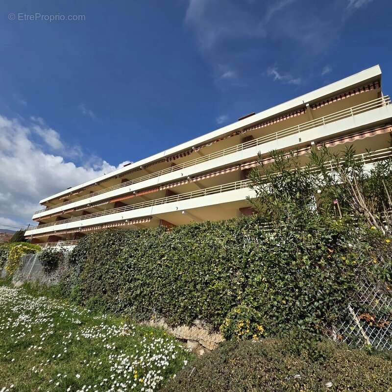 Appartement à VENCE