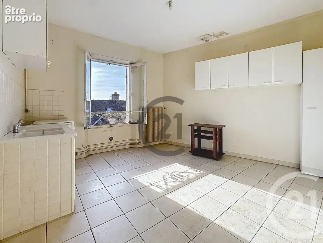 Photo Appartement à Montereau-Fault-Yonne au prix de 99 000€