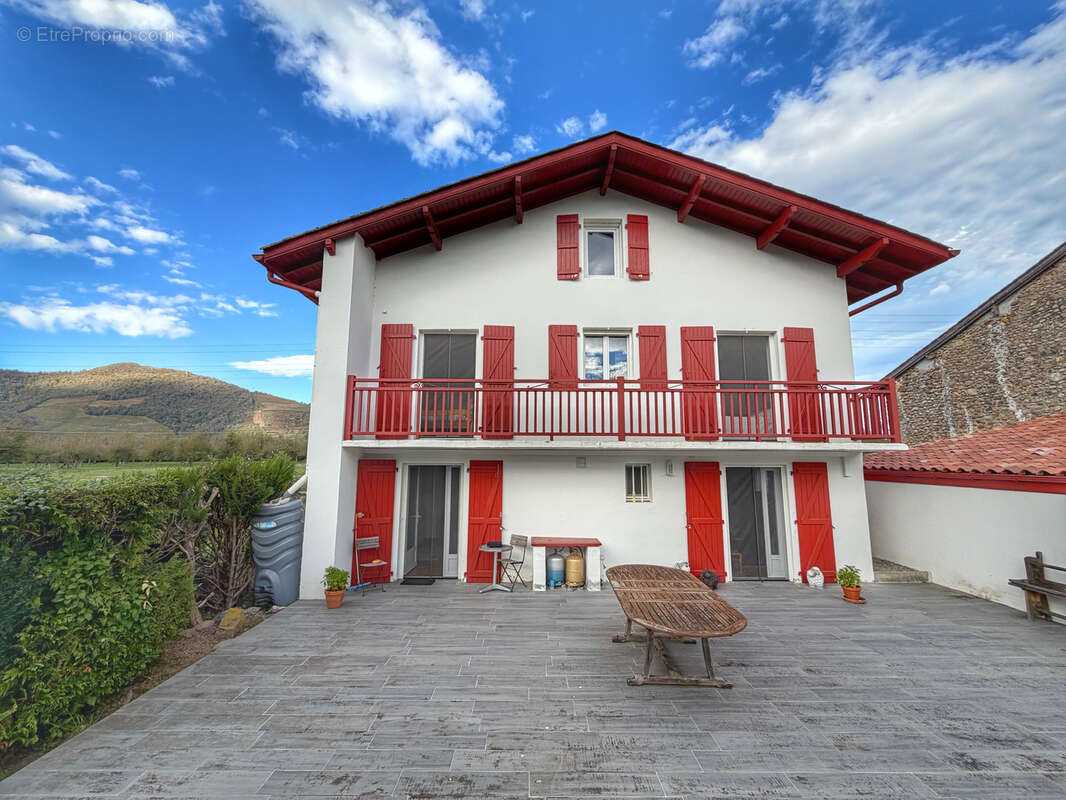 Maison à SAINT-JEAN-PIED-DE-PORT