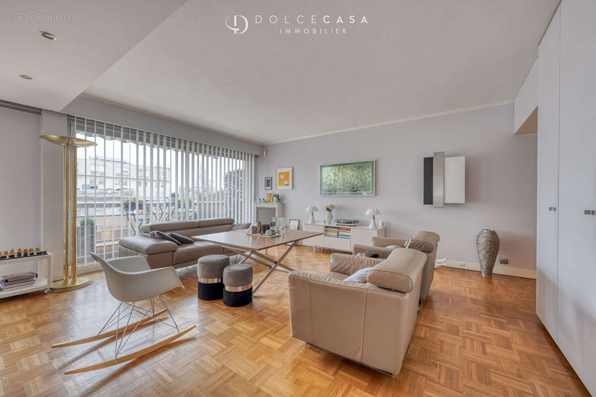 Appartement à NOGENT-SUR-MARNE
