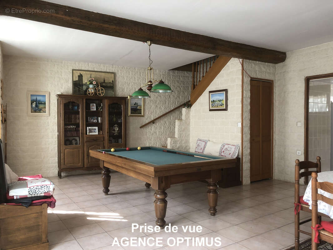 Maison à COURGENAY