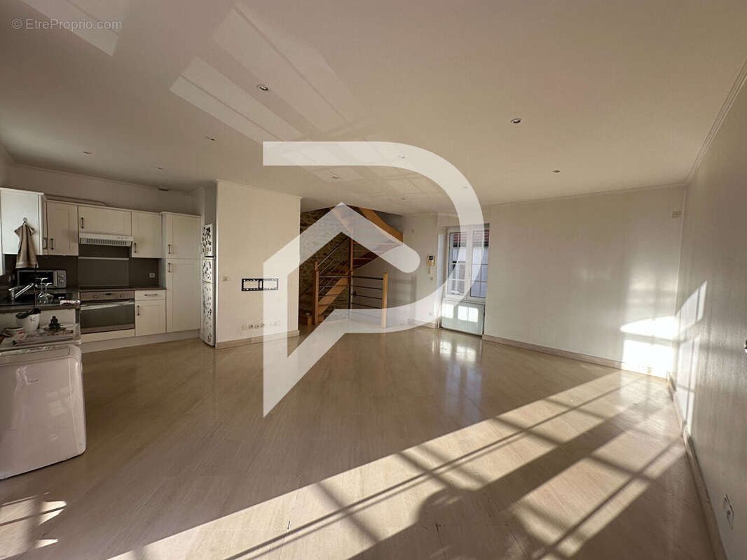 Appartement à COIGNIERES