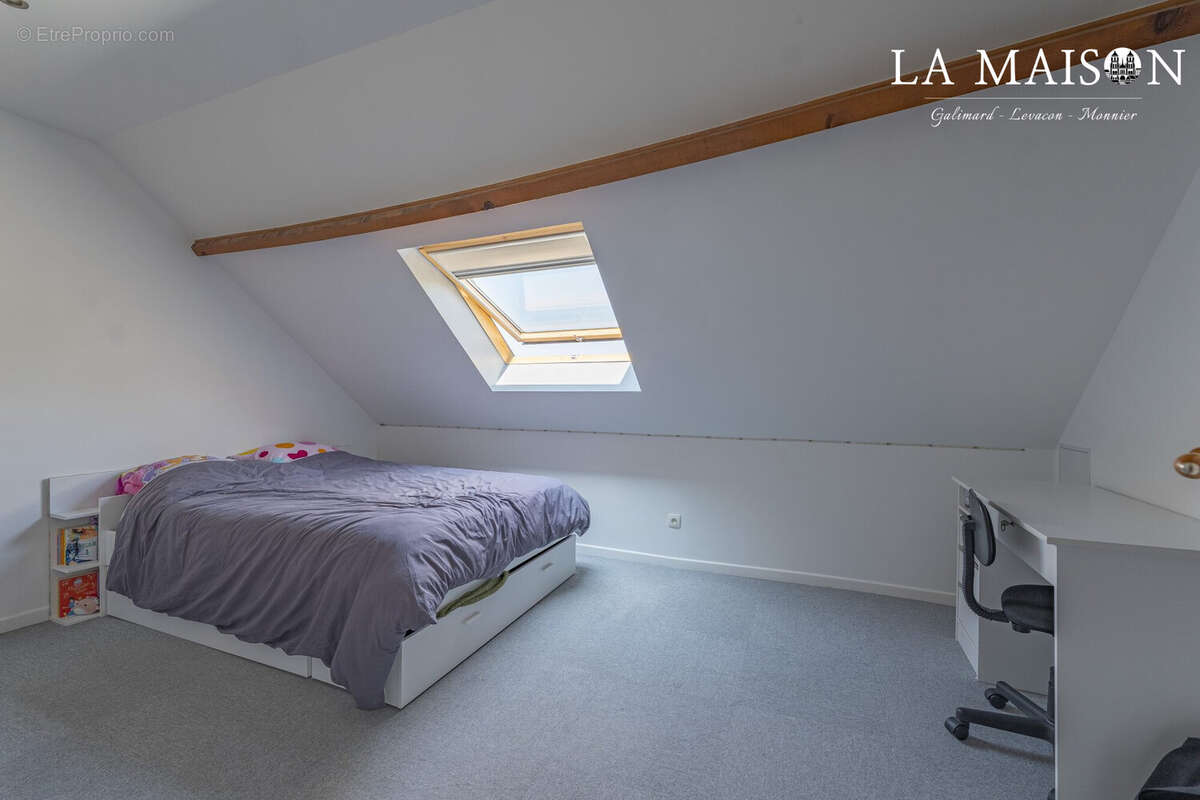 Maison 172 m² à Gerland  - photo 8