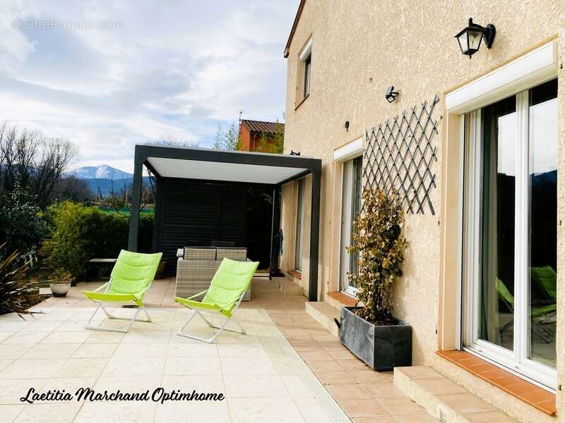 Maison 4 faces 3 chambres piscine garage Prades(66) - photo 6