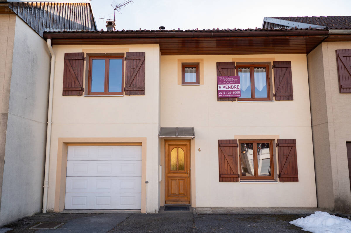 Maison à PONTARLIER