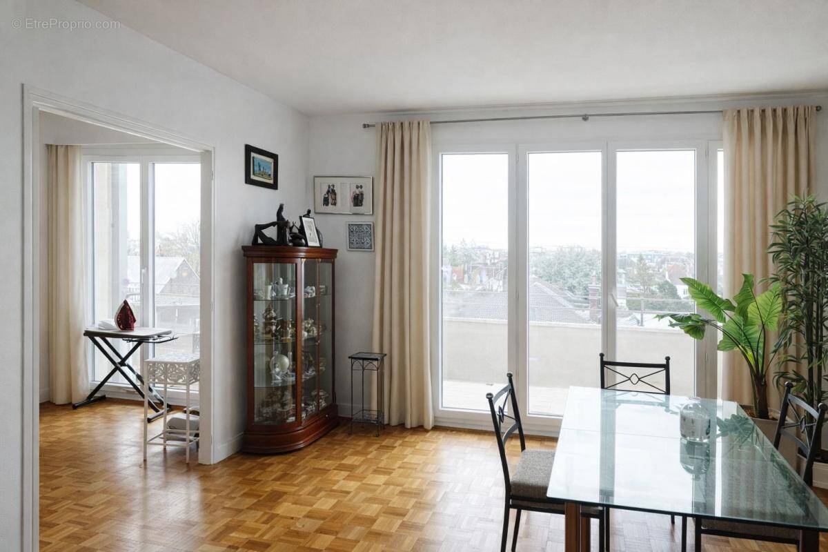 Appartement à COMPIEGNE