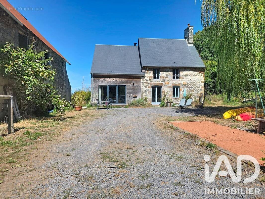 Photo 1 - Maison à LE TANU