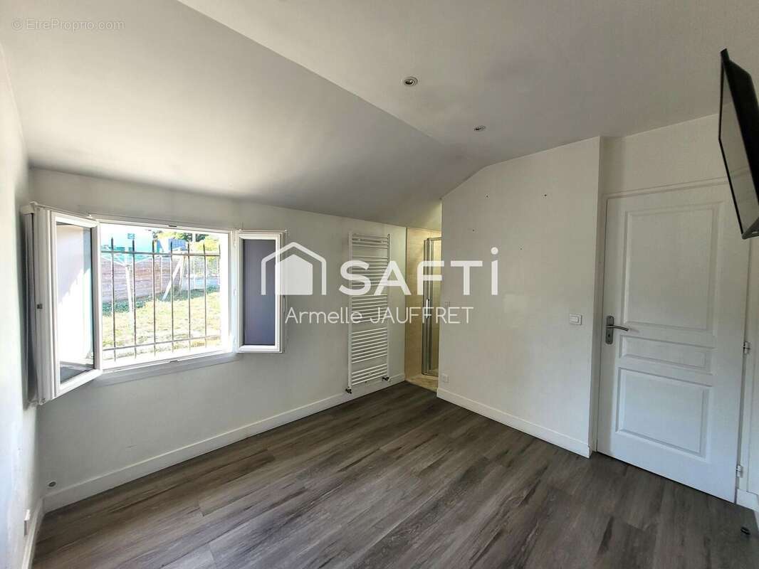 Photo 9 - Maison à MOISSELLES