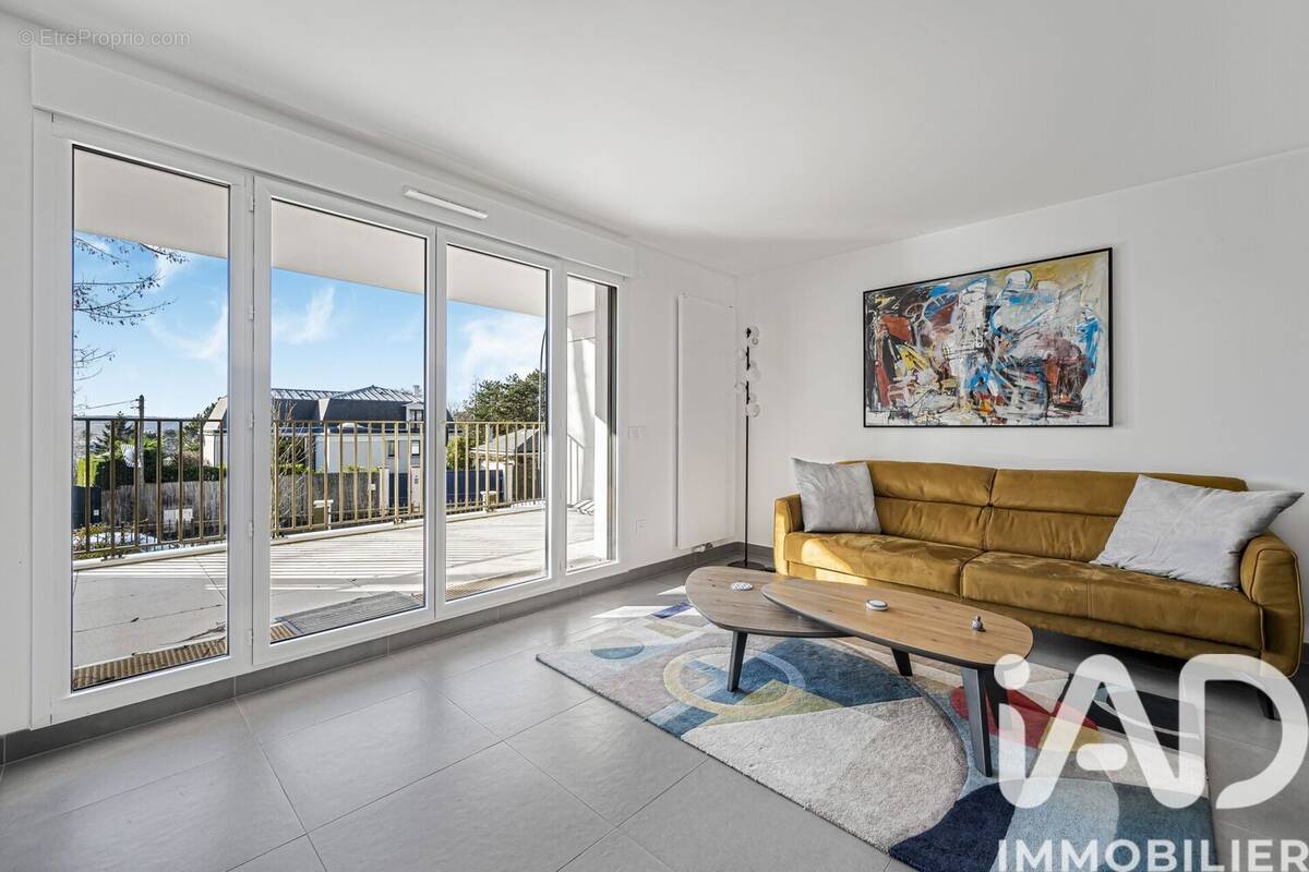 Photo 1 - Appartement à GARCHES