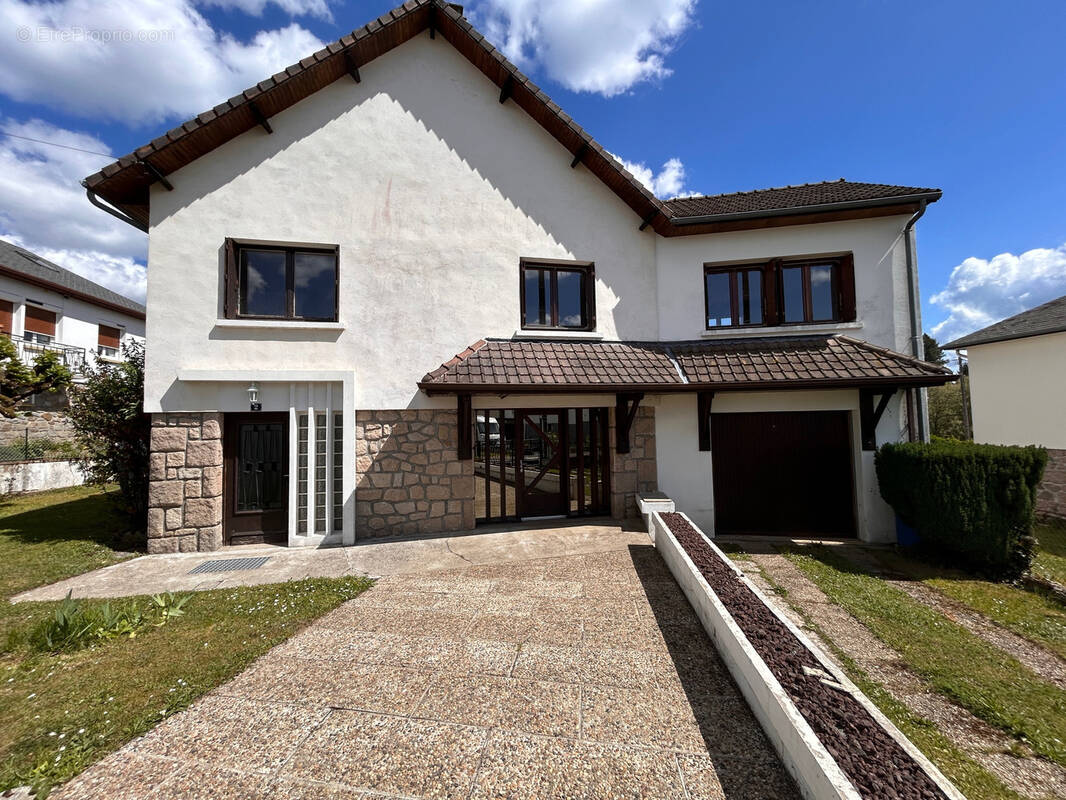 Maison à USSEL
