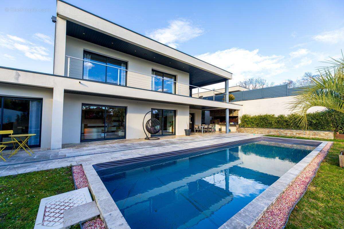 Maison à IDRON