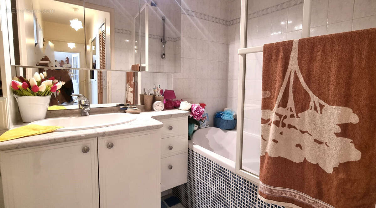 Appartement 2 chambres ** Carrieres Sur Seine - photo 7