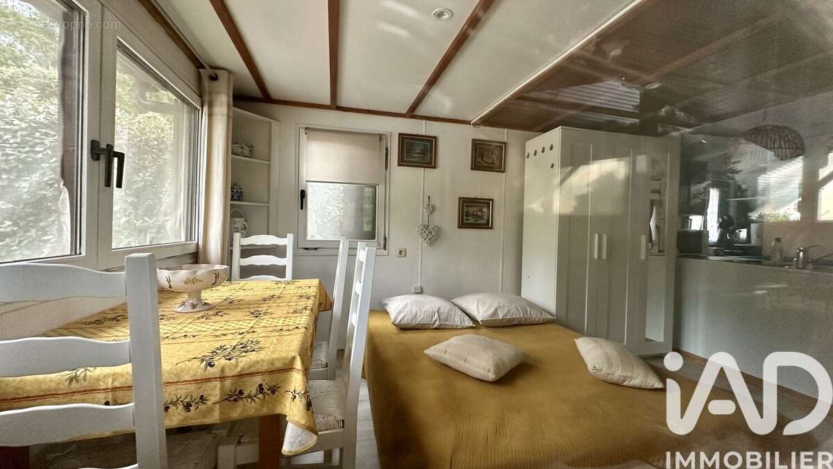 Photo 5 - Terrain à FREJUS