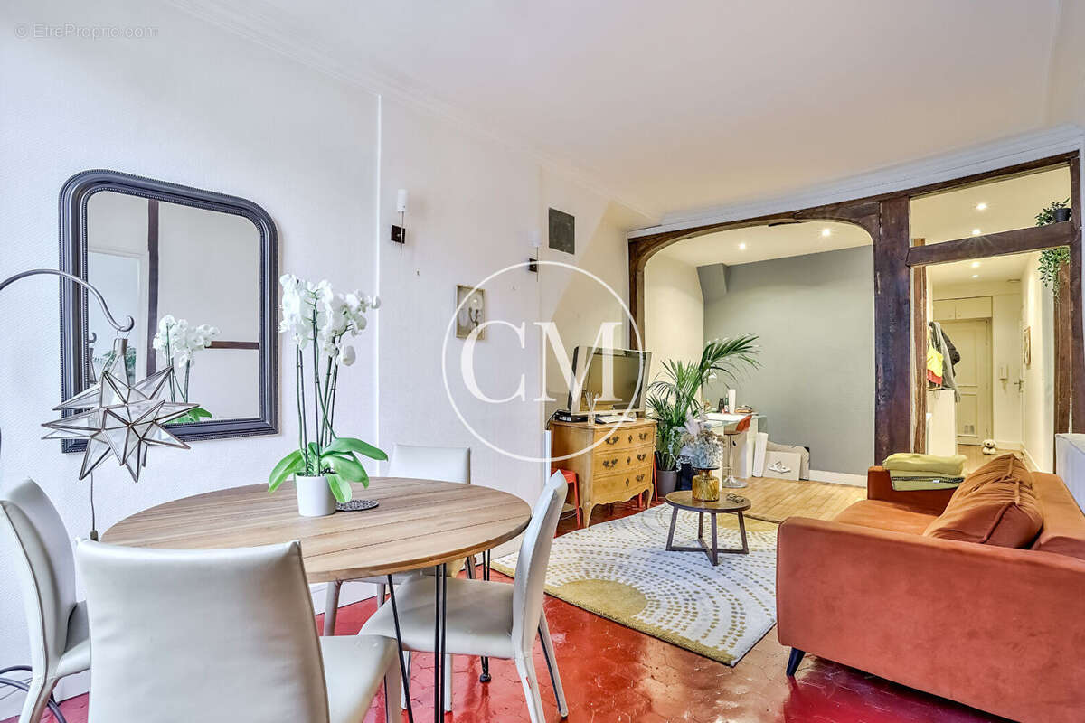 Appartement à VERSAILLES