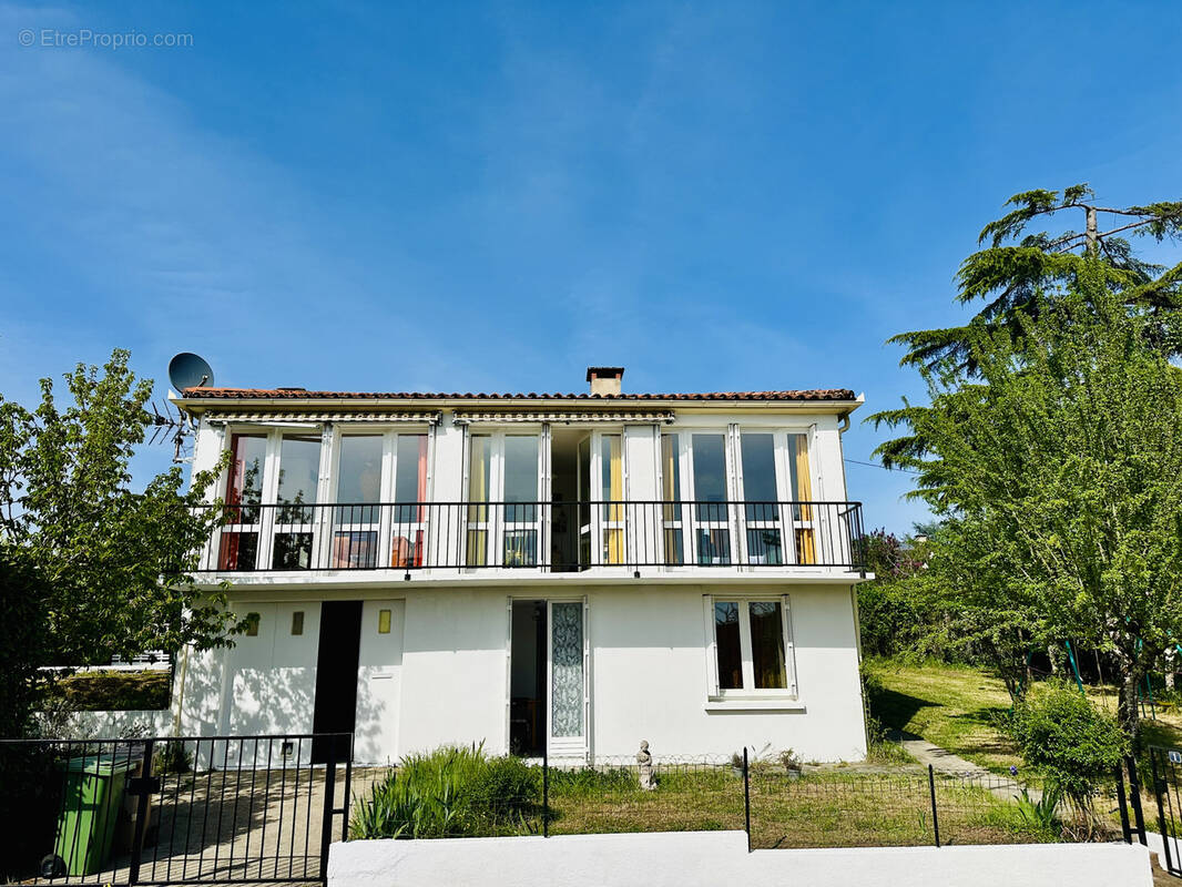 Maison à FIGEAC