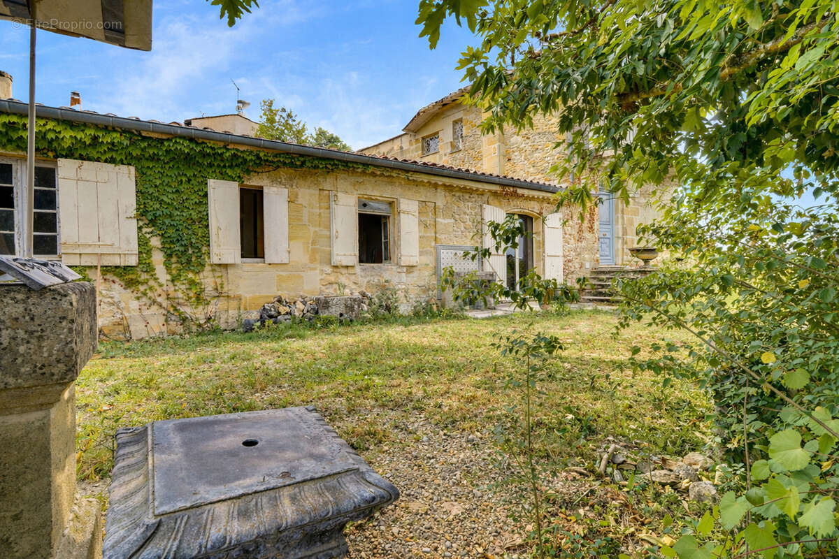 Maison à QUINSAC