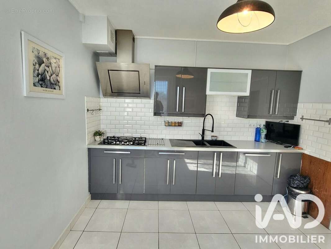 Maison 188 m² à Chatellerault  - photo 4