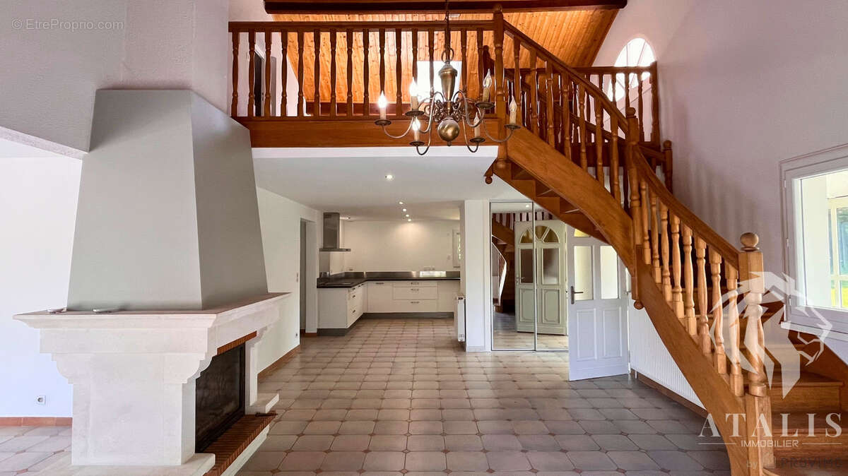 Maison à SAINT-VERAND