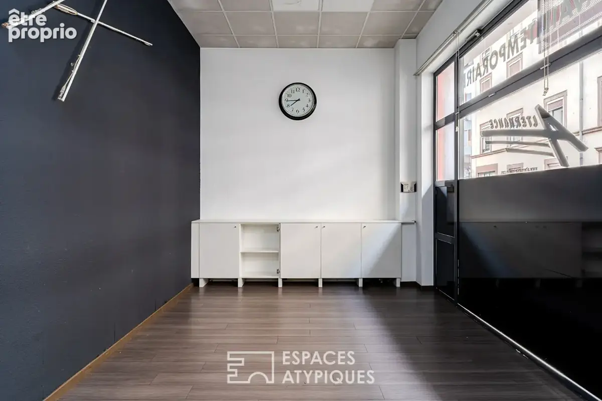 Ancien local commercial esprit loft quartier Tribunal - photo 6