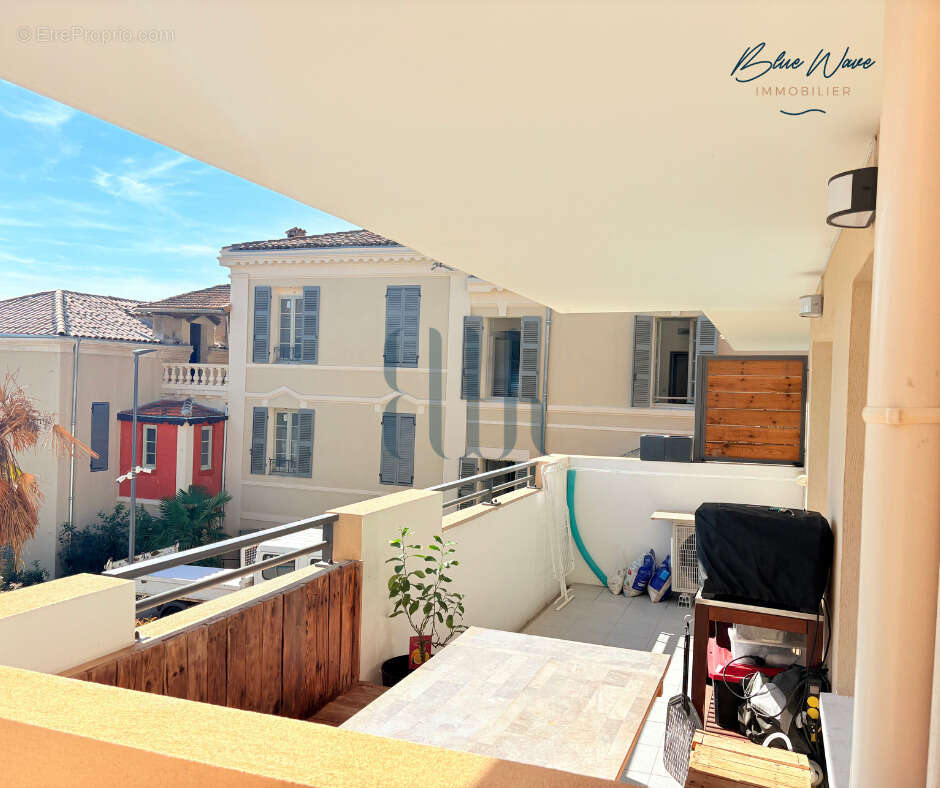 Appartement à LE MUY