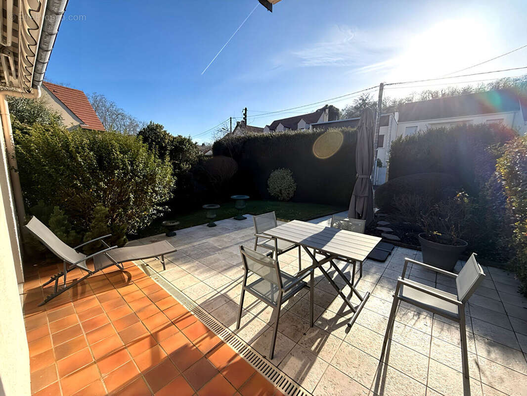 Maison à JOUY-EN-JOSAS