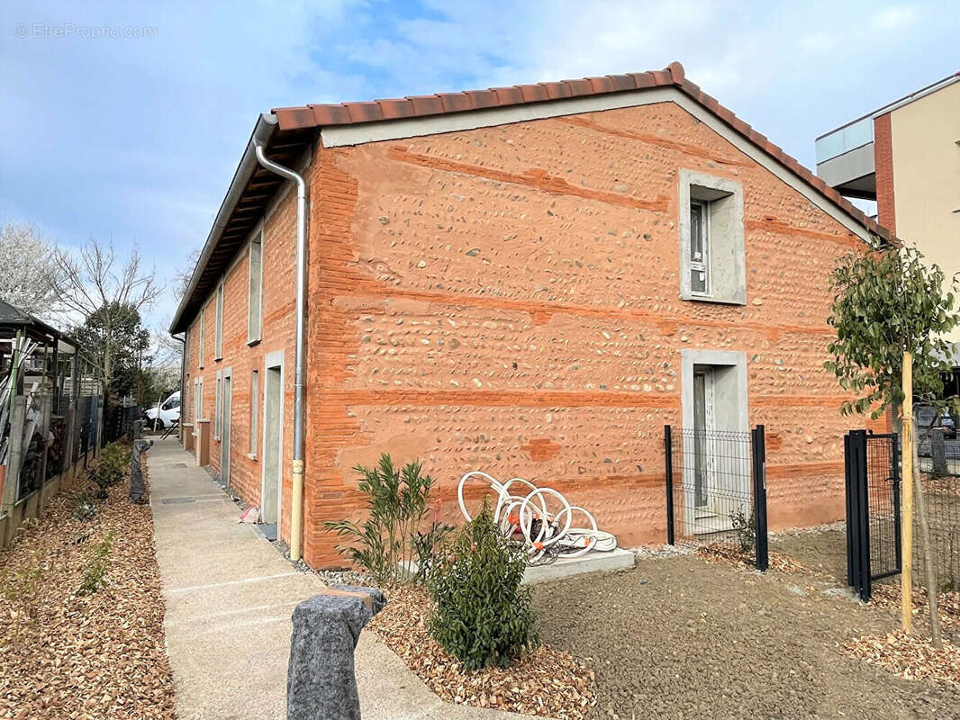 Maison à LABARTHE-SUR-LEZE