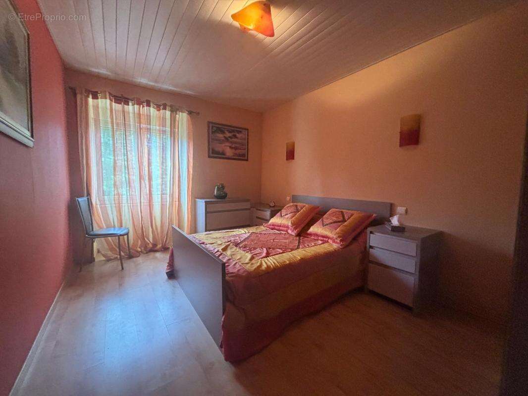 Maison à MALESTROIT