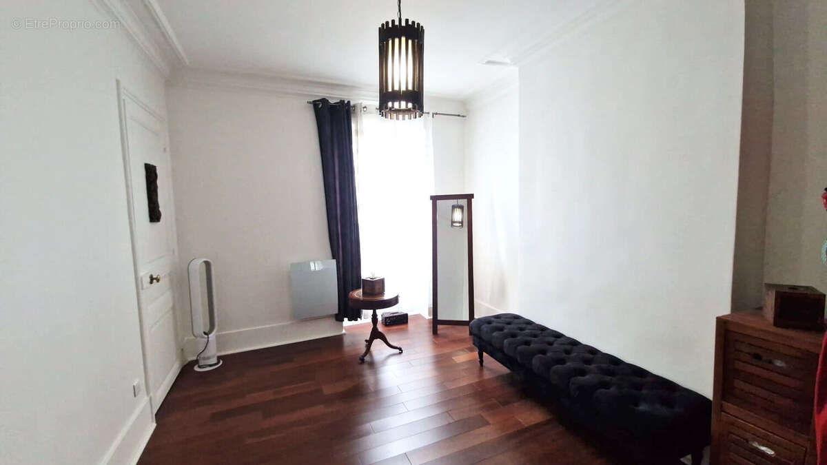 Appartement à ENGHIEN-LES-BAINS