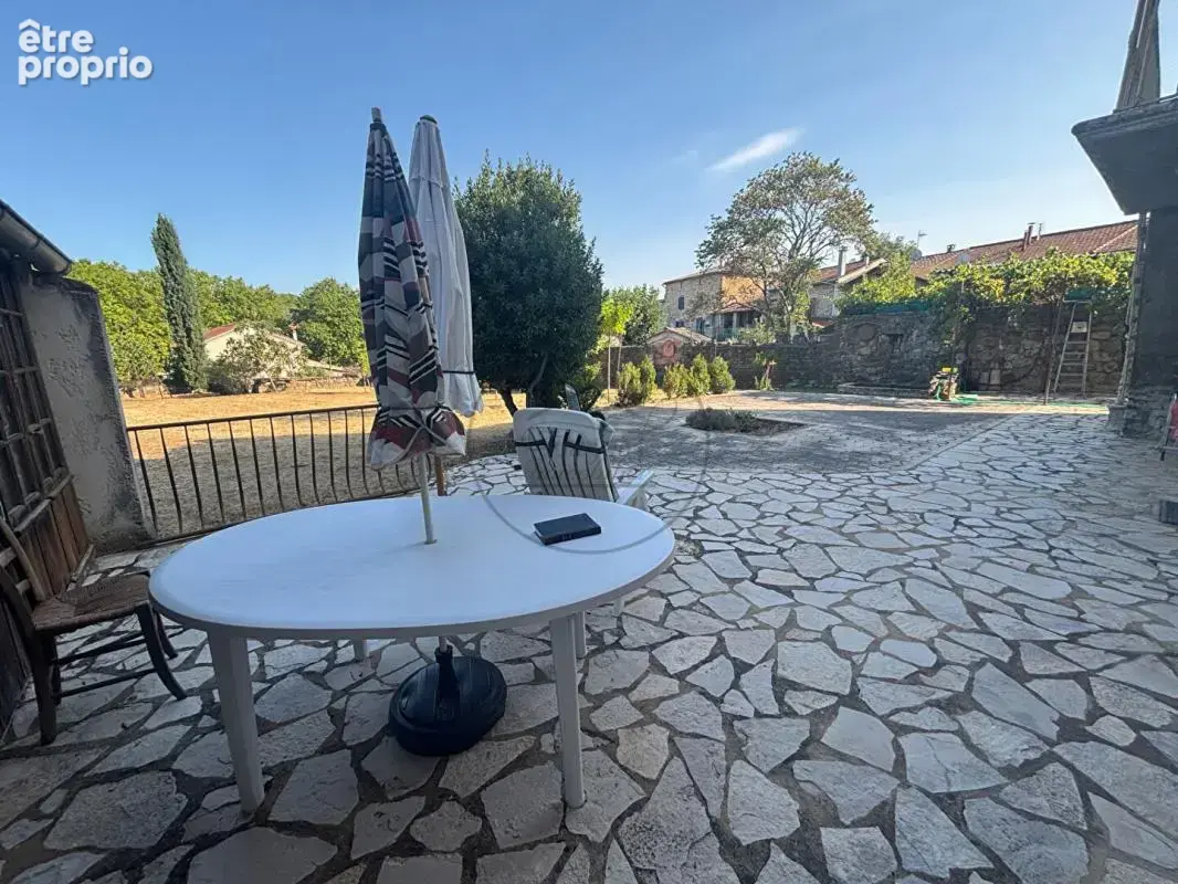 Maison familiale avec jardin - photo 2