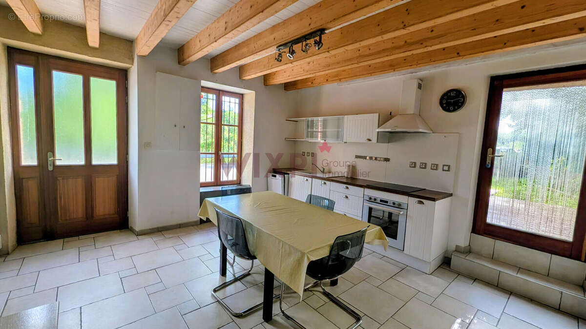 Maison Montmiral 3 pièce(s) 75 m2 - photo 4