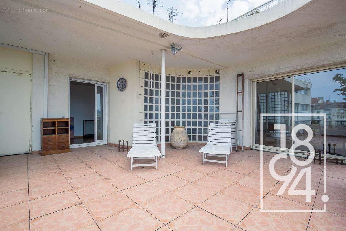 Appartement à MARSEILLE-8E