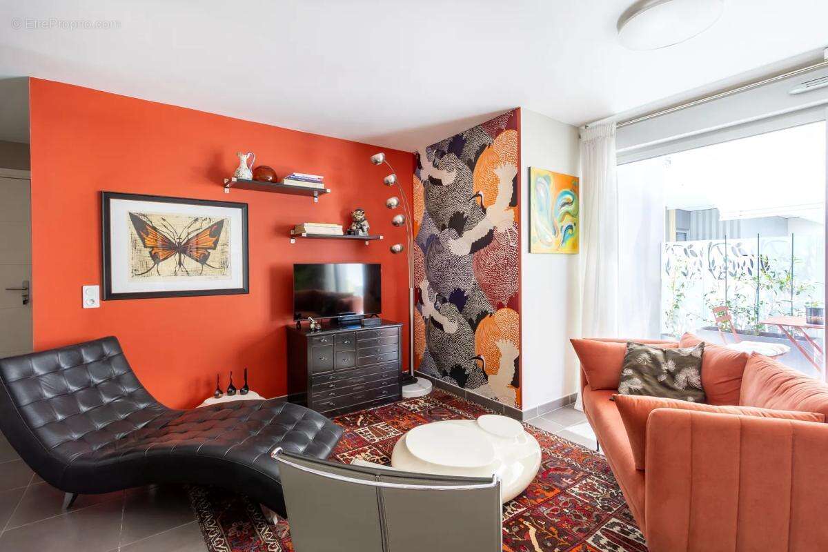 Appartement de 61m2 à Toulon avec balcon - garage possible - photo 2