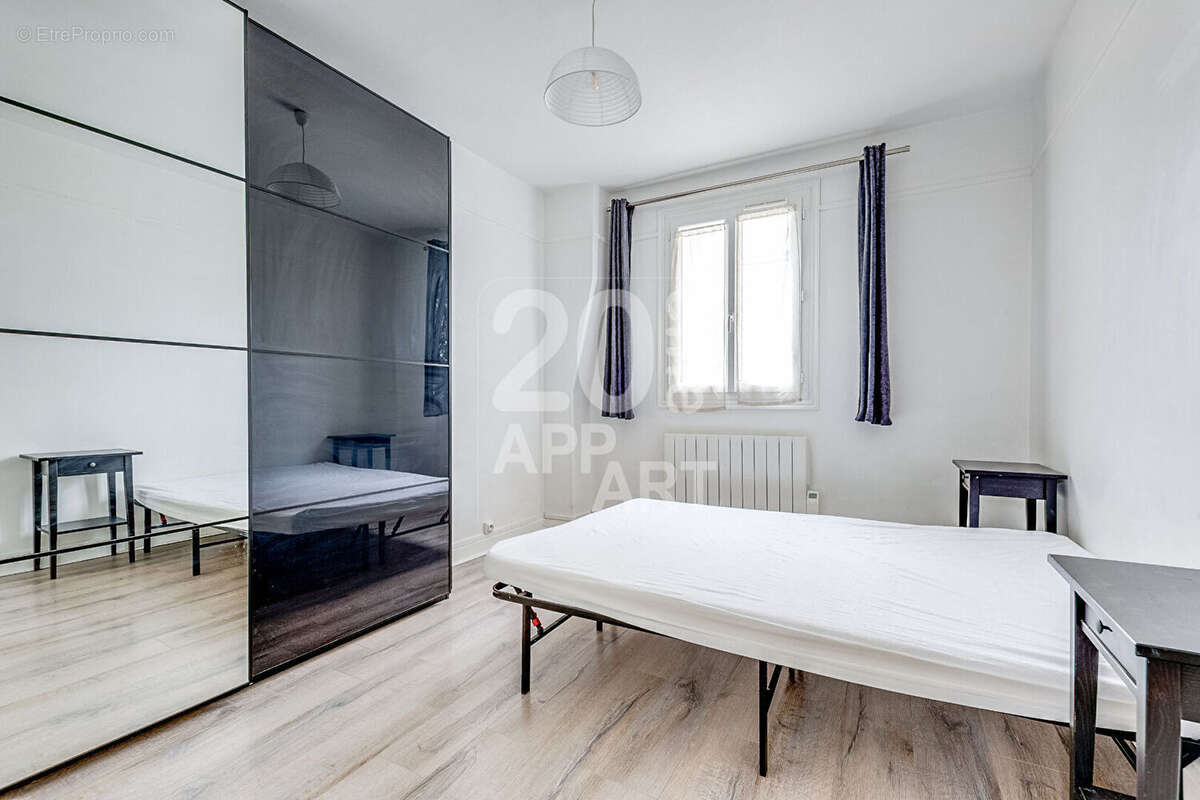 Appartement à PARIS-20E