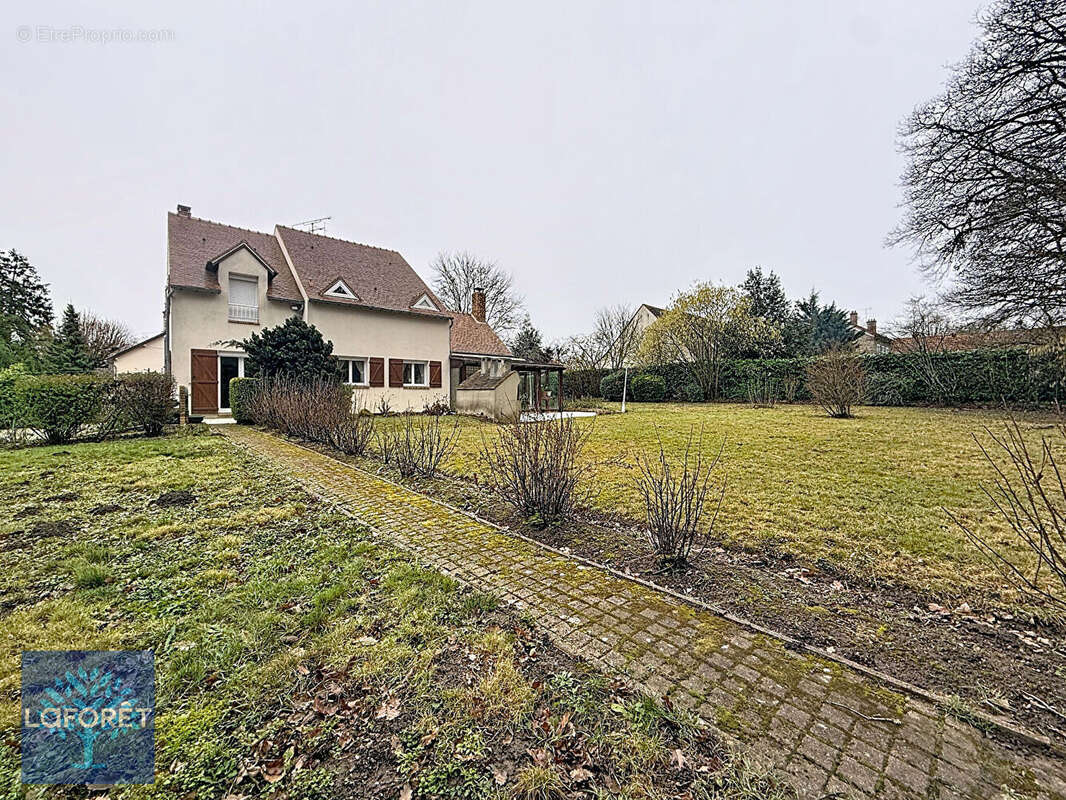 Maison à MAUREPAS