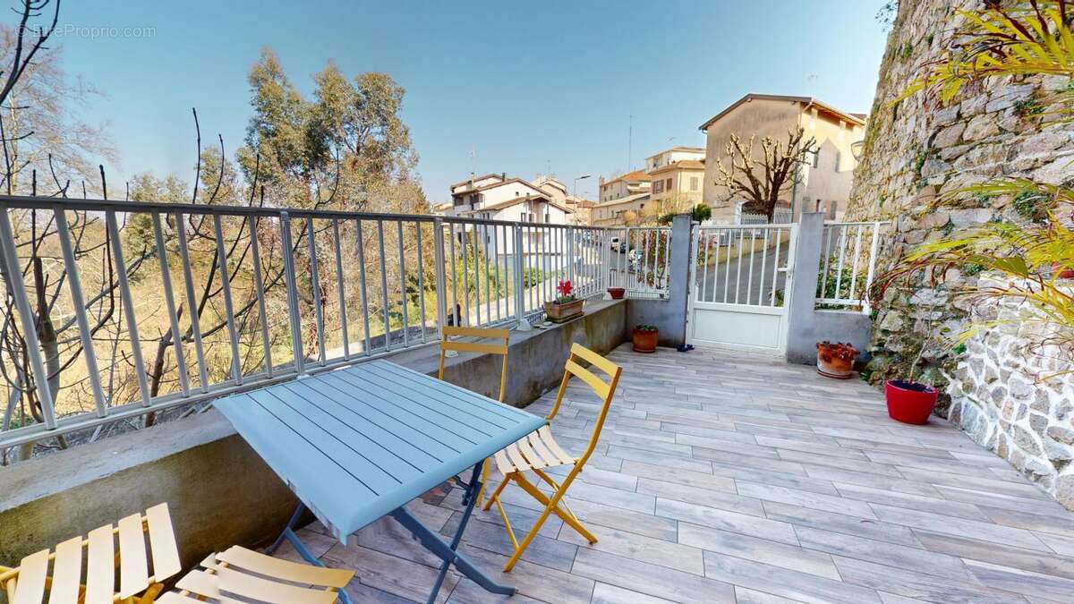Appartement à FRANCHEVILLE