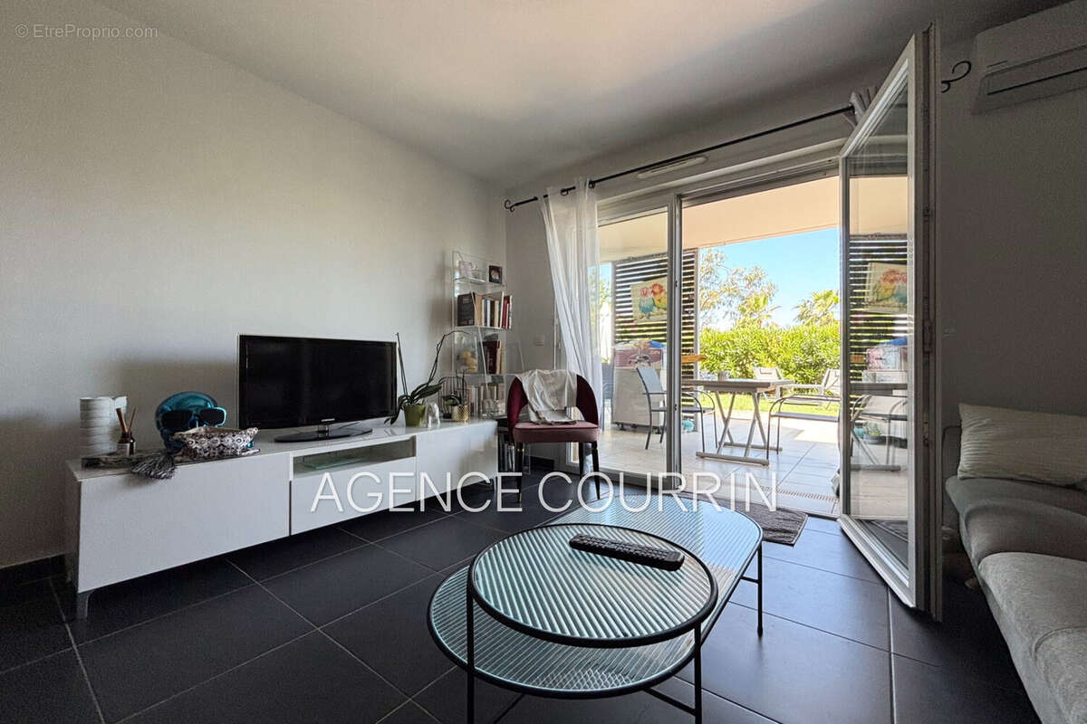 Appartement à LE CANNET