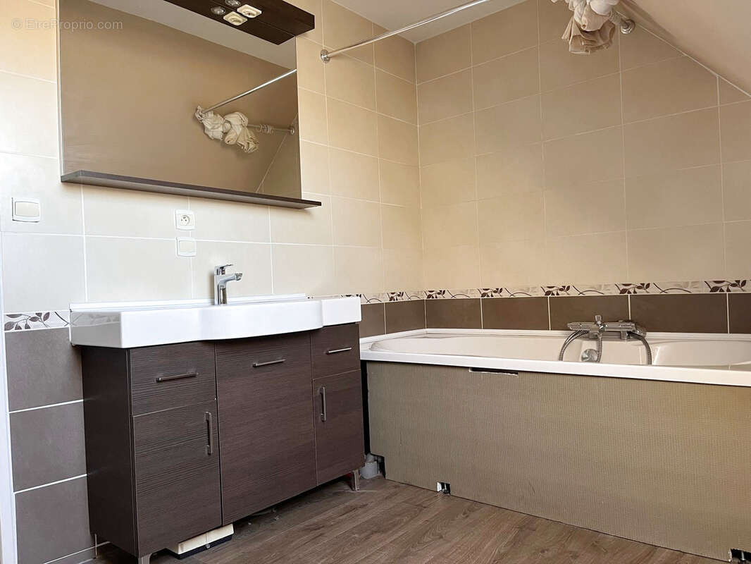 Maison à HENIN-BEAUMONT