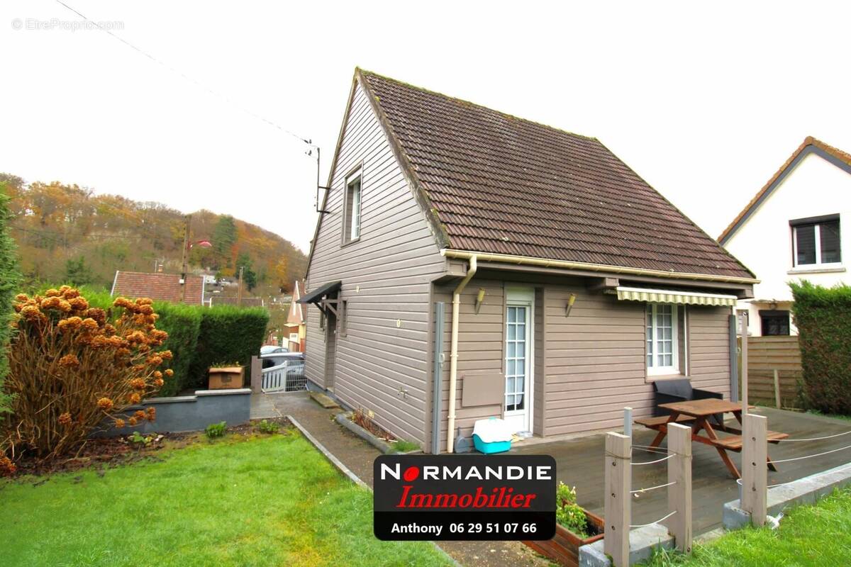 Maison à GRUCHET-LE-VALASSE