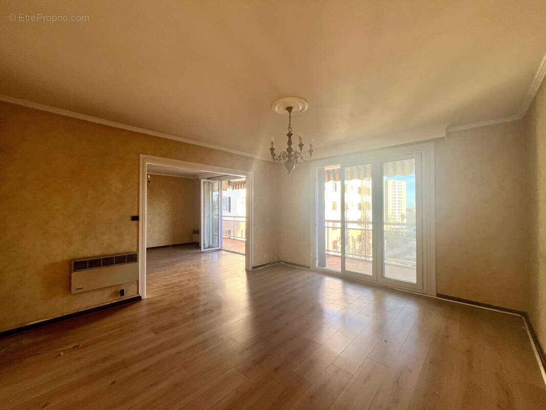 Appartement à TOULON